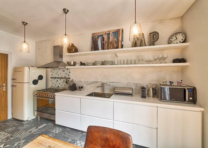 Marie Paradis アパート